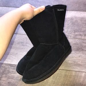 Short Bearpaw boots